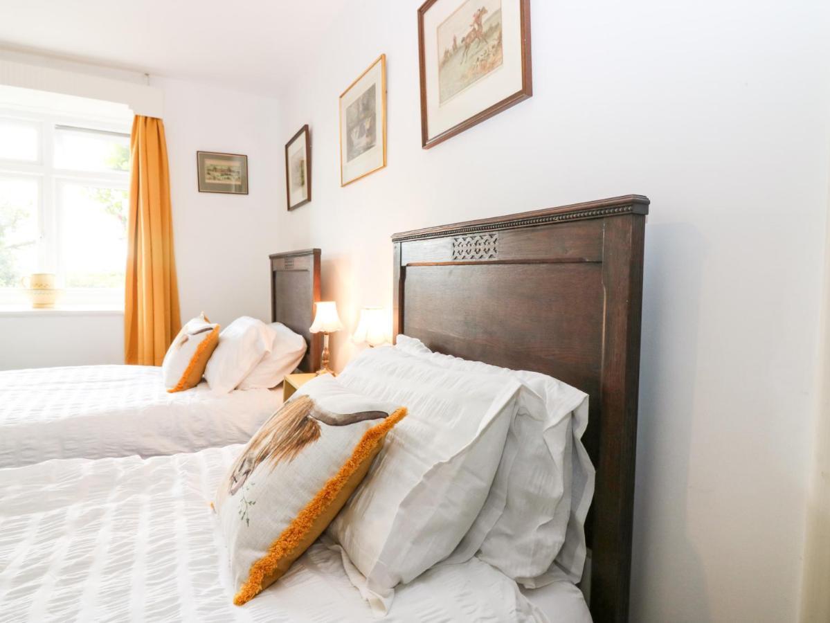 Charlies Cottage Duns Экстерьер фото